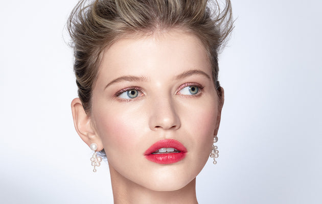A Luminous Look For Holiday